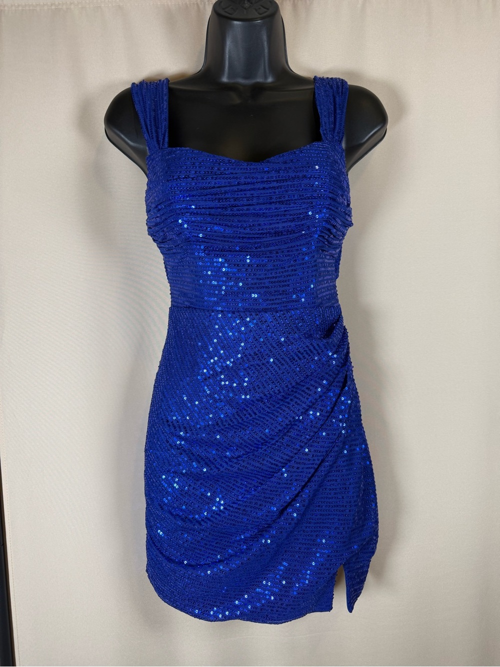 ✨ Morgan & Co Royal Blue Sequin Ruched Homecoming Mini Dress - Size 0 ✨